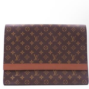 Louis Vuitton RARE Monogram Clutch